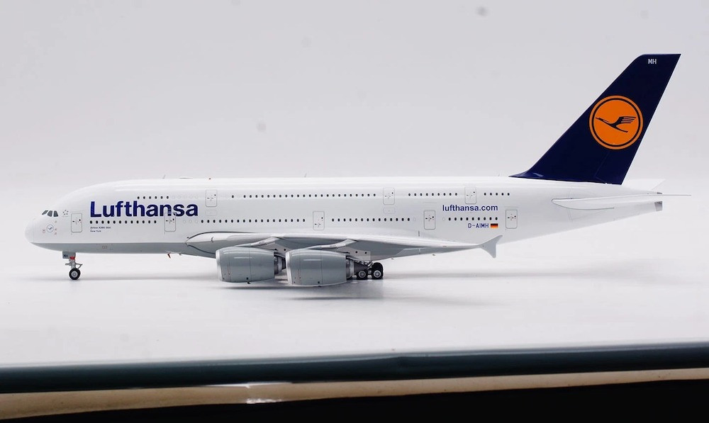 SQ Wings Lufthansa A380 Reg: D-AIMH L2078 Scale 1:200