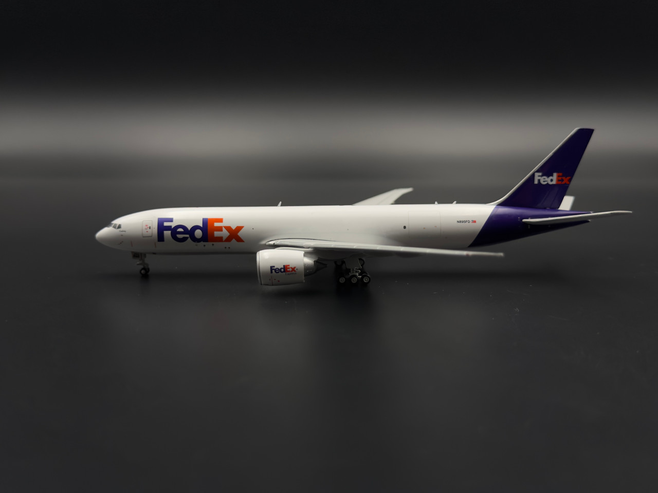 Gemini Jets FedEx B777-200LRF Revised Livery N895FD Gemini Jets FedEx B777-200LRF Revised Livery N895FD
