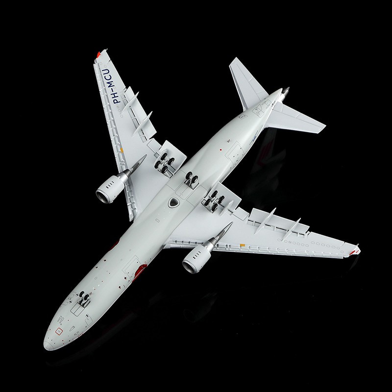 Martinair MD-11F PH-MCU 