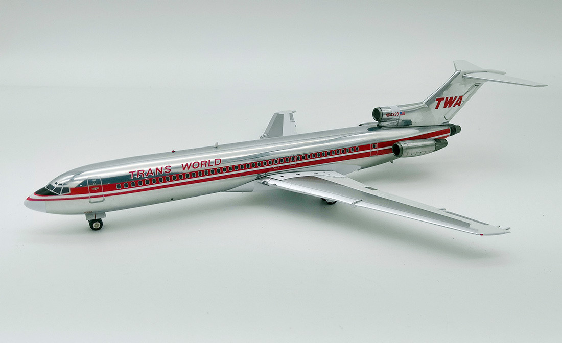 TWA Boeing 727-200 N64339 With Stand IF722TW1018P Inflight200 1