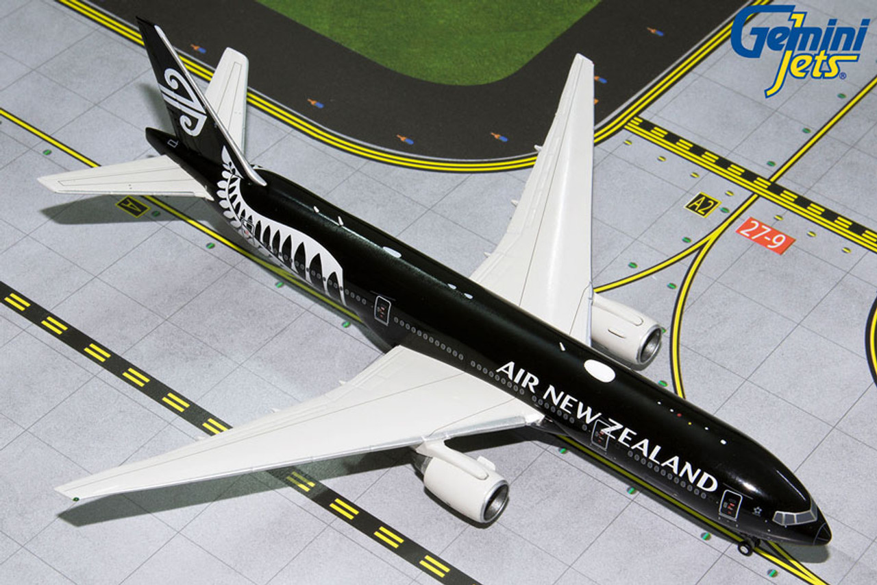 ニュージーランド航空 オールブラックス B777-200ER 1 400 - 航空機