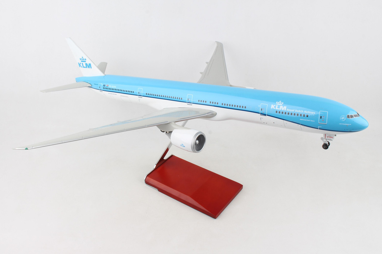 SKYMARKS KLM 777-300 SKR9401 1:100