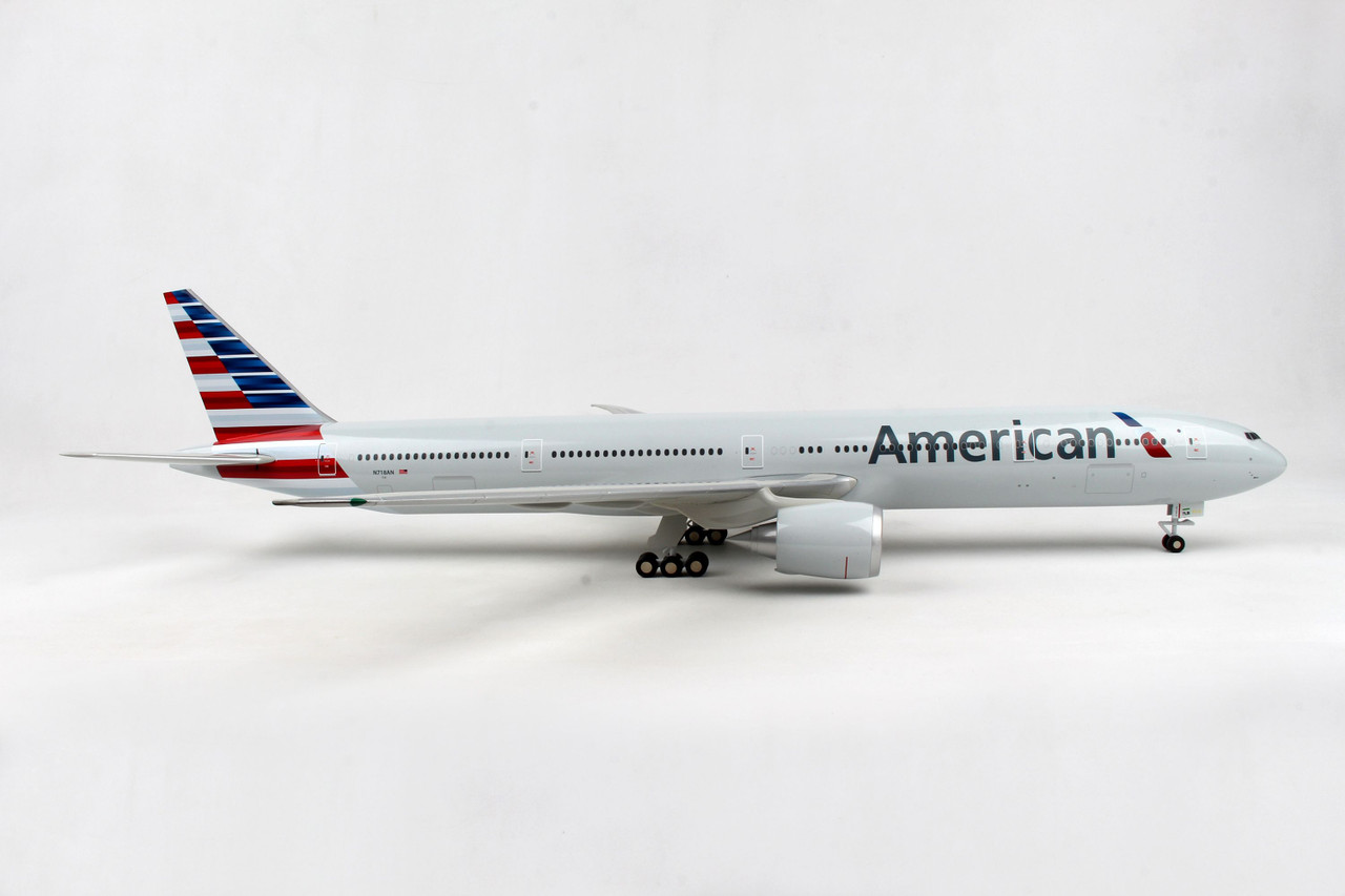 SKYMARKS AMERICAN 777-300 SKR9404 1:100