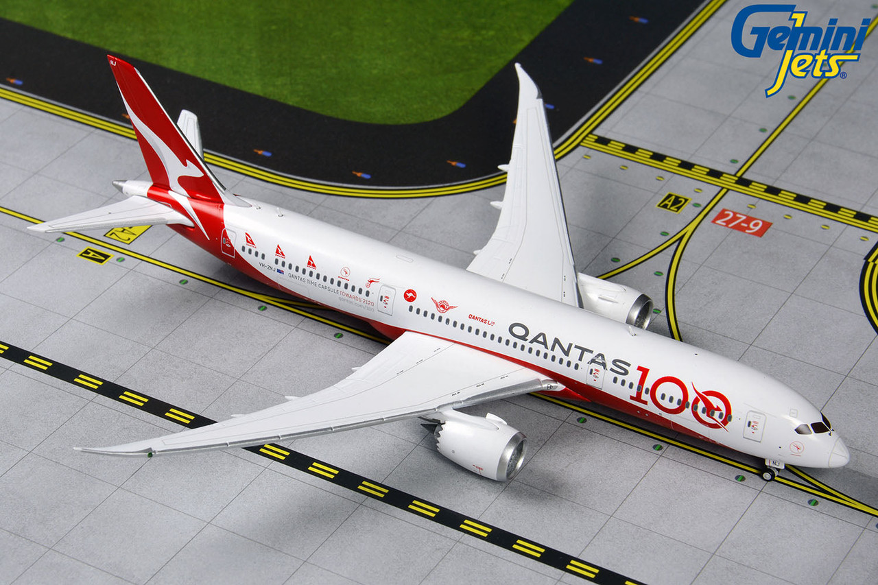 Gemini Jets Qantas B787-9 VH-ZNJ GJQFA1902 1:400