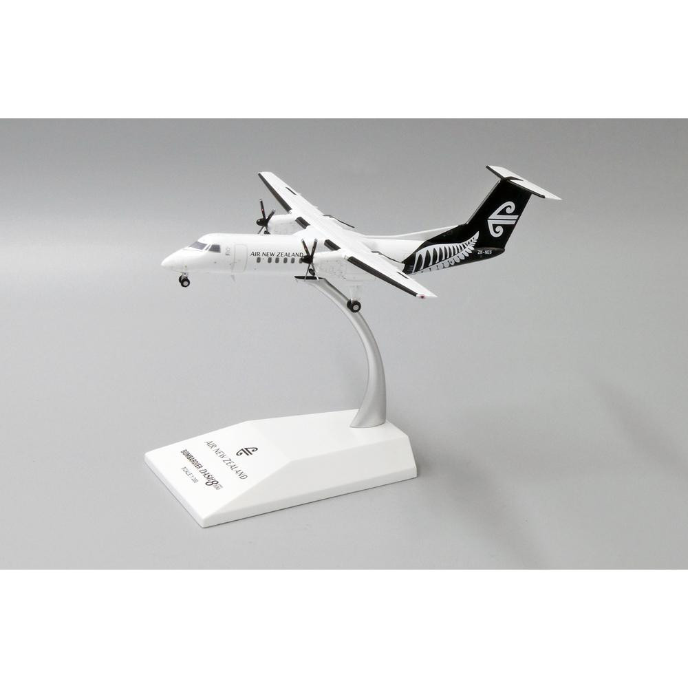 JC Wings AIR NEW ZEALAND LINK DASH 8 –Q300 ZK-NES JC2ANZ273 1:200