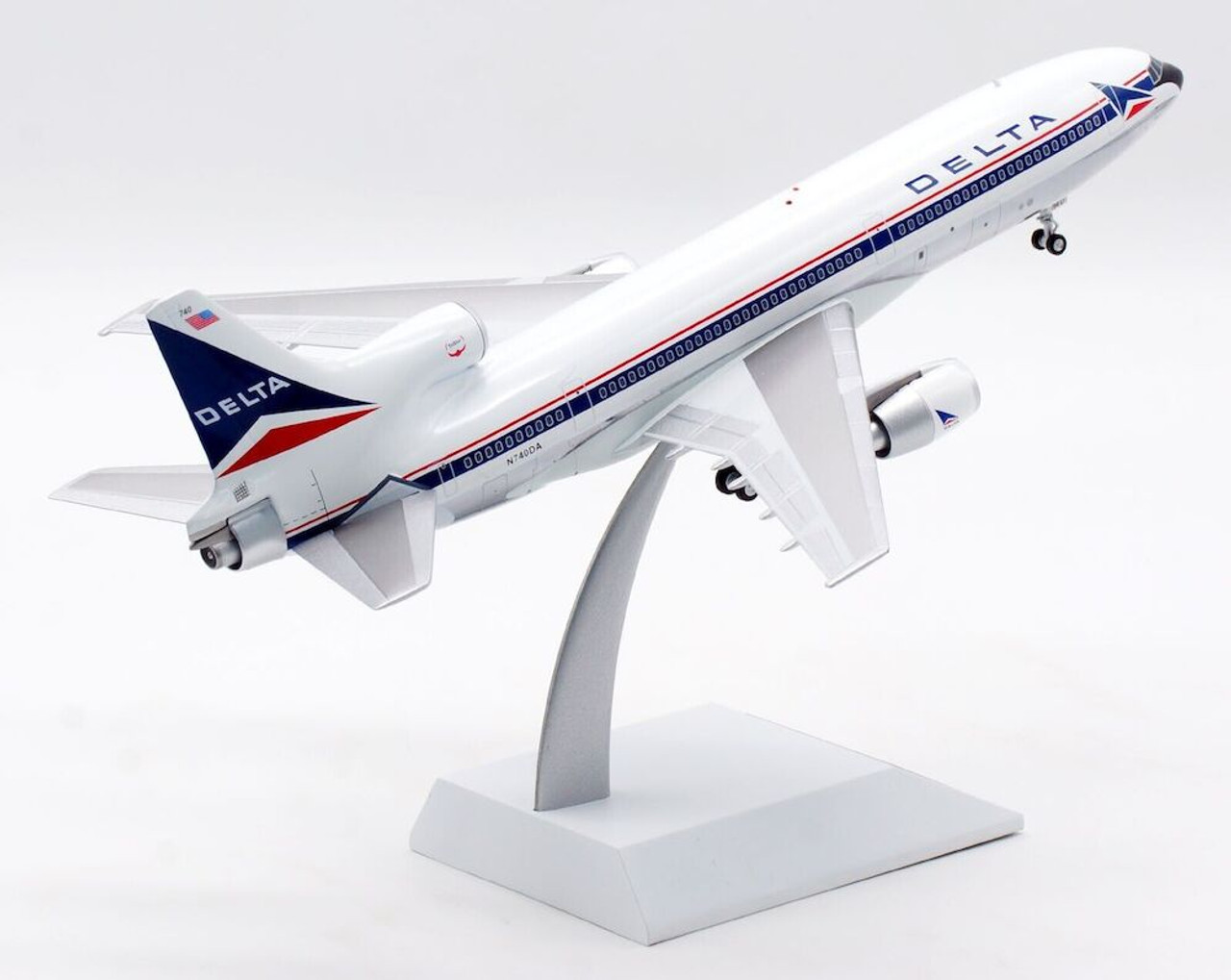 B-Models Delta Air Lines Lockheed L-1011 N740DA B-1011-DL-19P 1:200