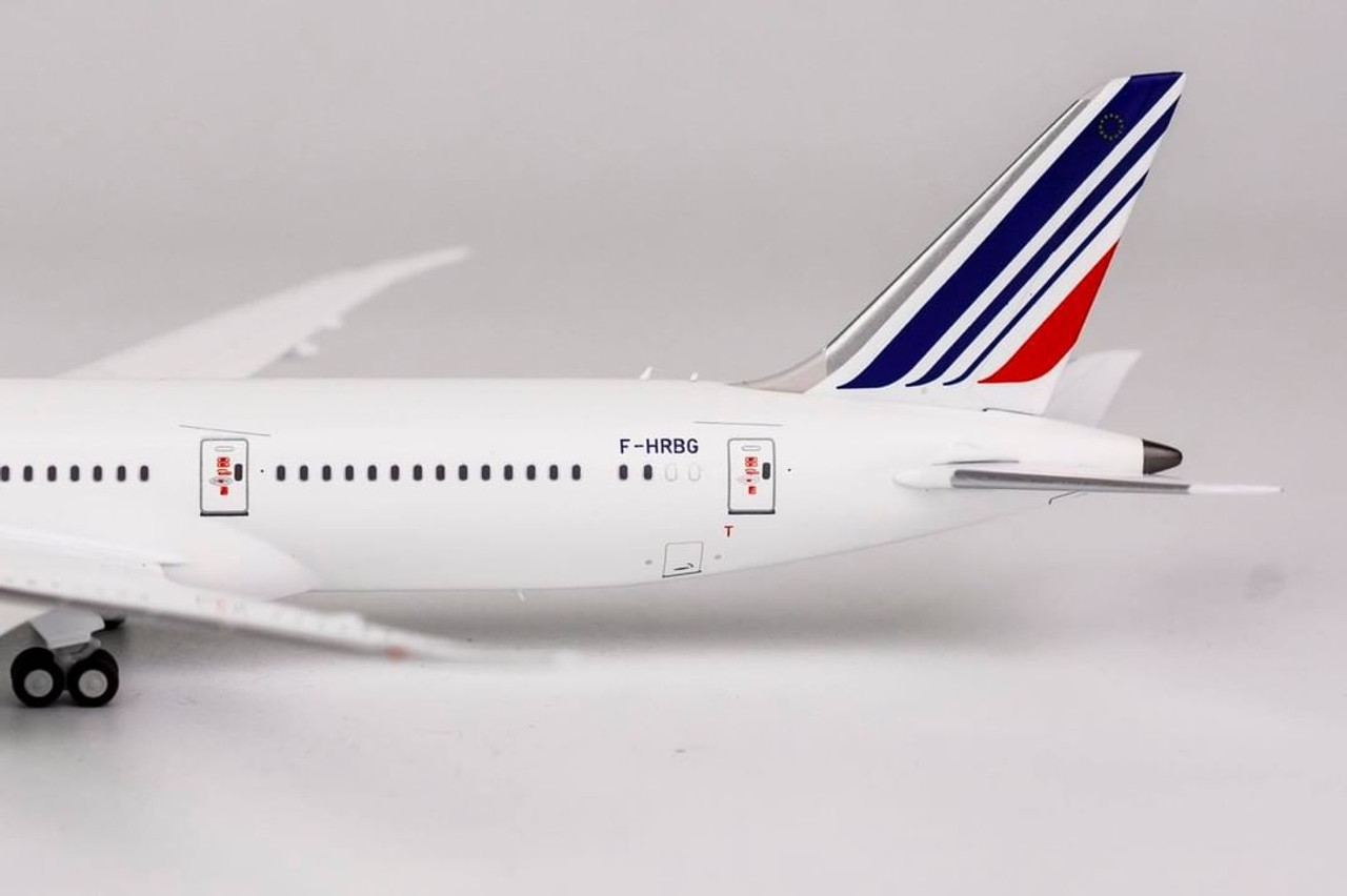 Maquette Avion AIR FRANCE BOEING 787-9 Dreamliner B787 au 1/400 En