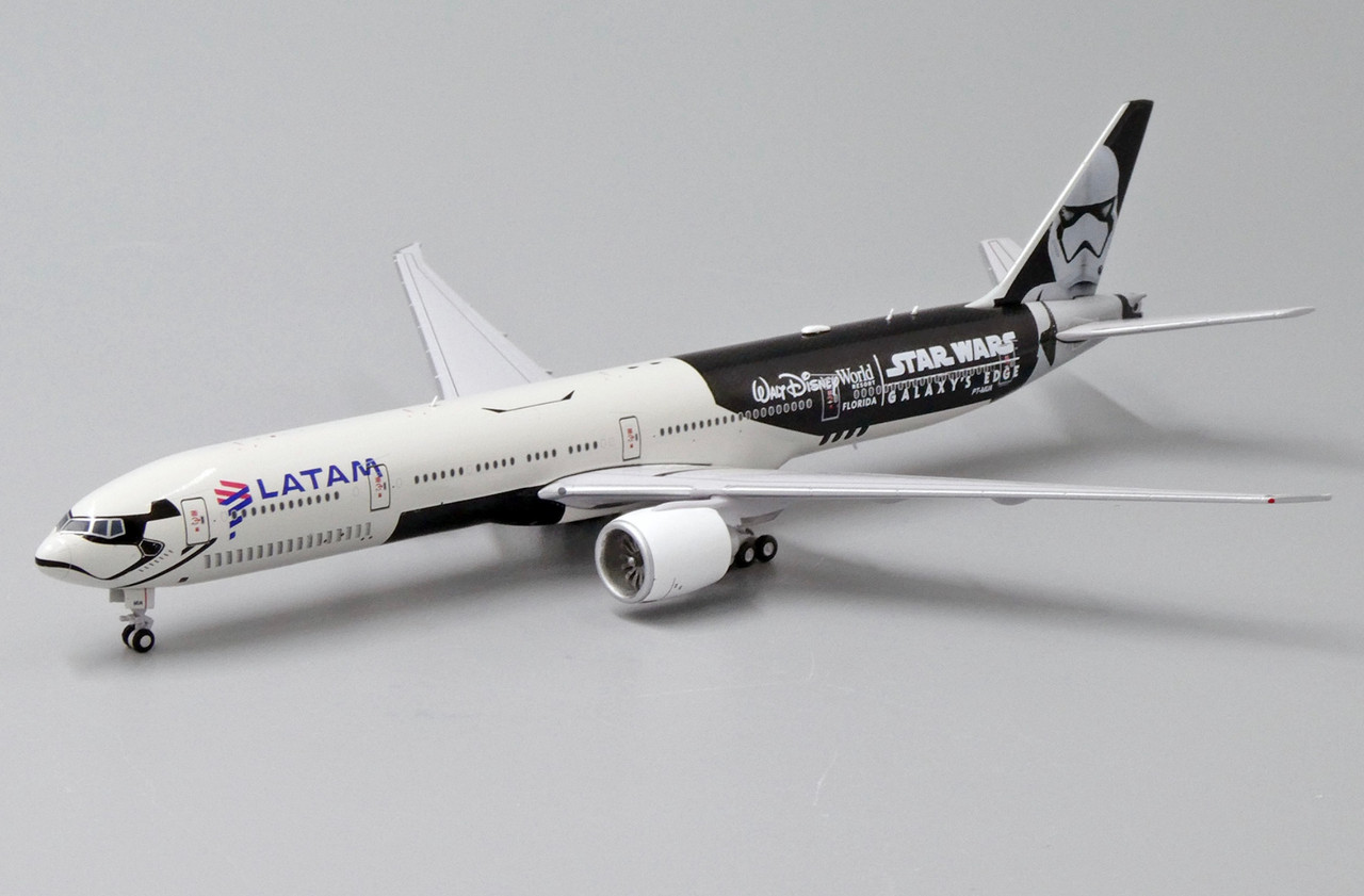 JC Wings LATAM B777-300ER 