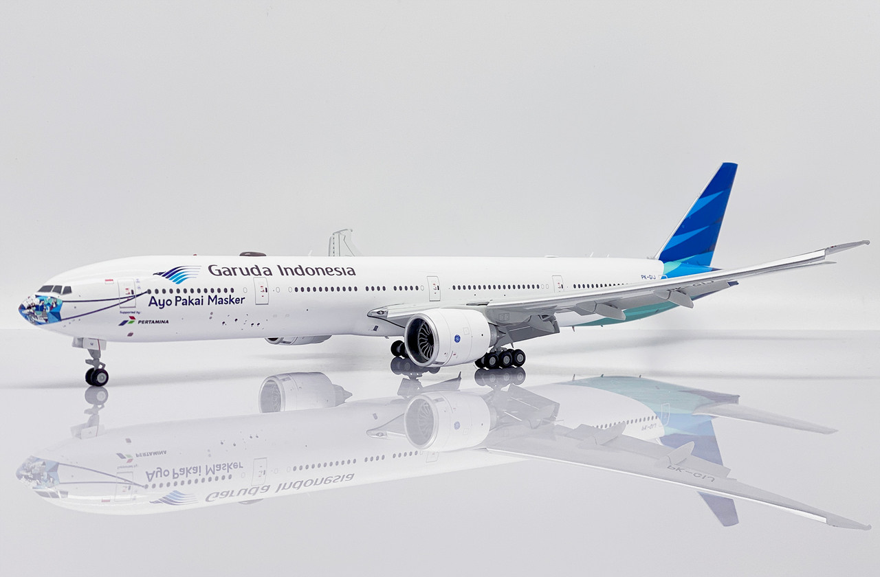 JC Wings GARUDA INDONESIA B777-300ER (Ayo Pakai Masker, Flaps Down