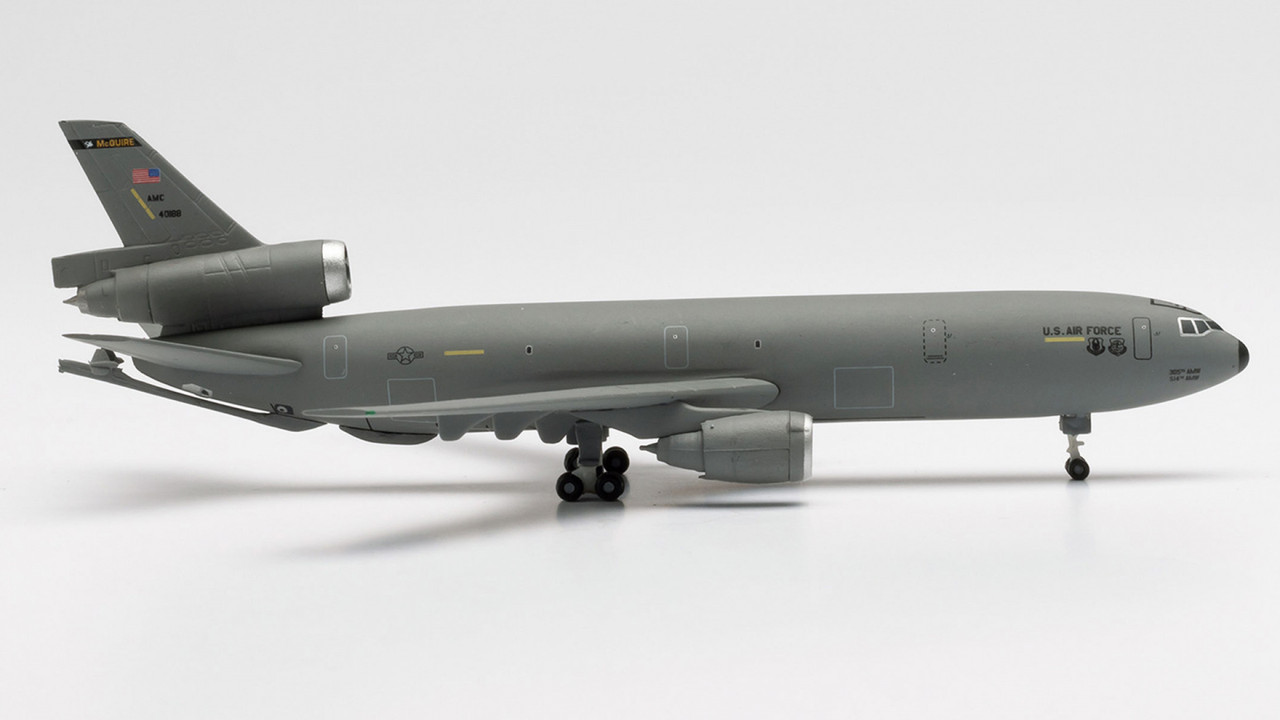 HERPA USAF KC 10 2ND SQN 305TH AW MCGUIRE AFB HE535243 1 500 herpa-usaf-kc-10-2nd-sqn-305th-aw-mcguire-afb-he535243-1-500