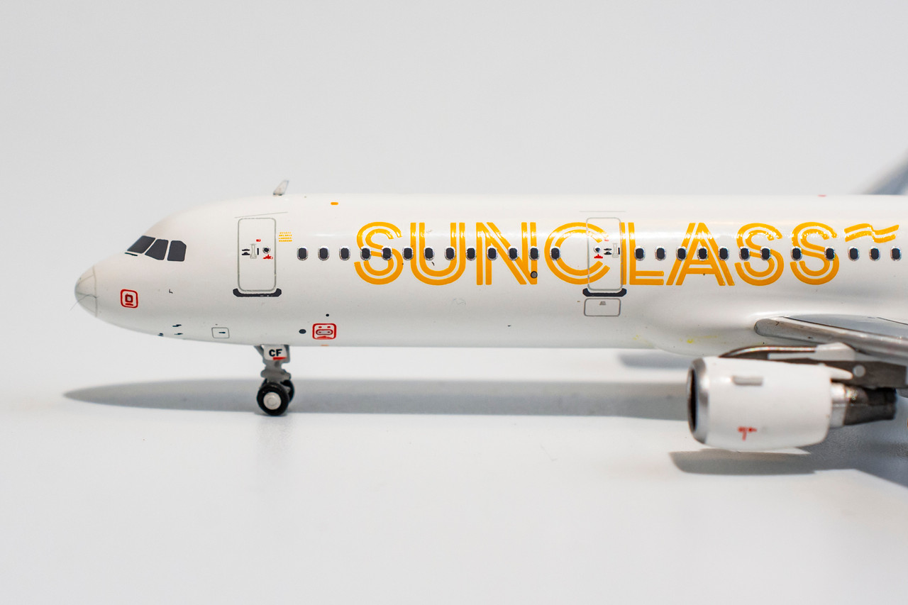 1/400　A321-211WL　サンクラス航空　 OY-TCF　デンマーク 1/400 A321-211WL サンクラス航空 OY-TCF デンマーク - メルカリ