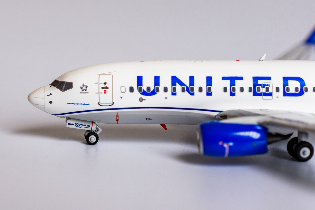 NG Model United Airlines 737-700/w N21723 77003 1:400