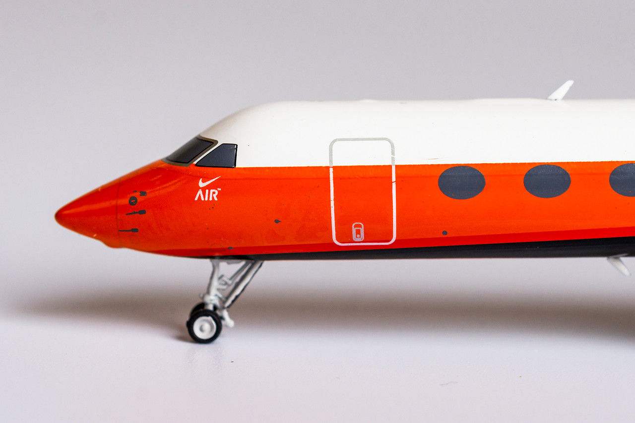 NG Model NIKE Gulfstream G550 N1972N 75007 1:200