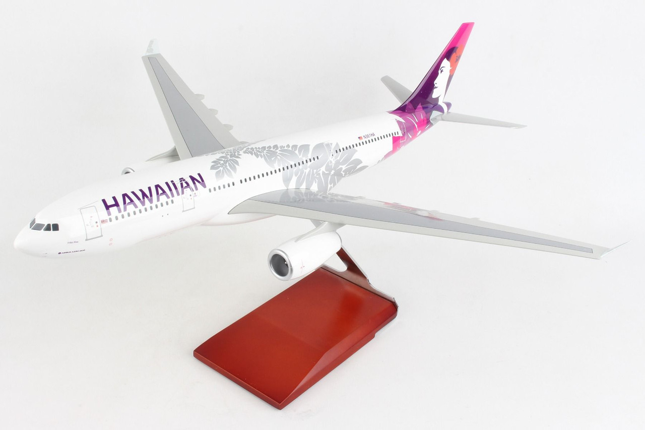 Skymarks Hawaiian A330-200 w/Wood Stand & Gear SKR9201 1:100