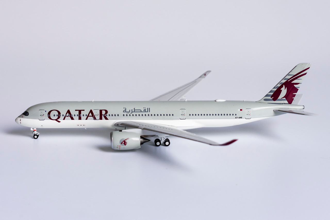 NG Model Qatar Airways A350-900 A7-AME 39015 1:400