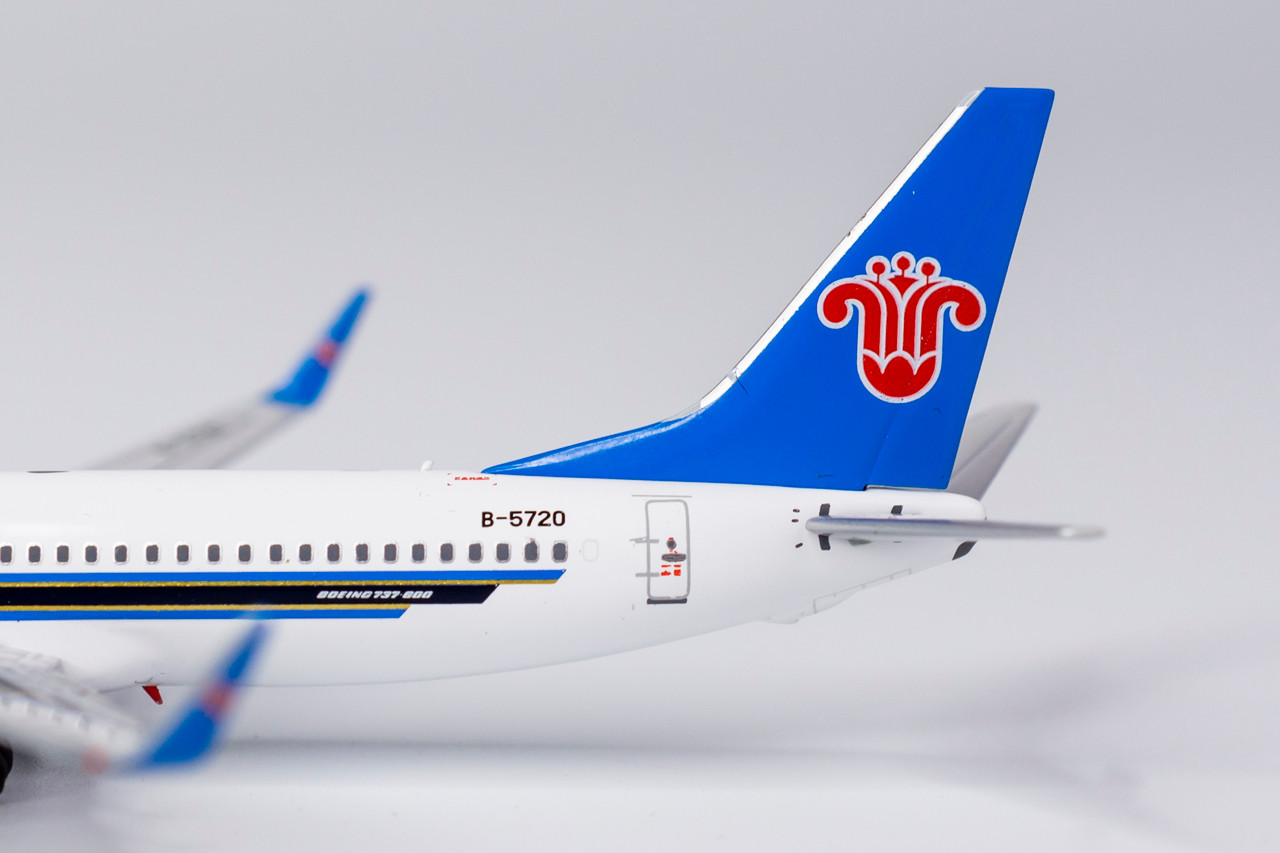 【新品】China Airlines Boeing 737-800 モデル NG Model China Southern Airlines 737-800/w B-5720 58116 1:400