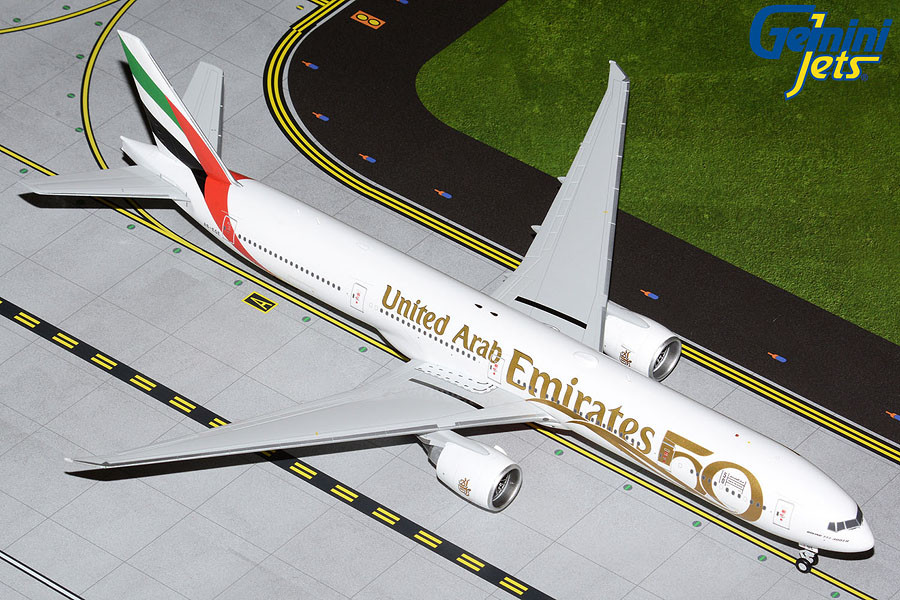 Gemini200 Emirates 777-300ER 50th G2UAE1055 1:200