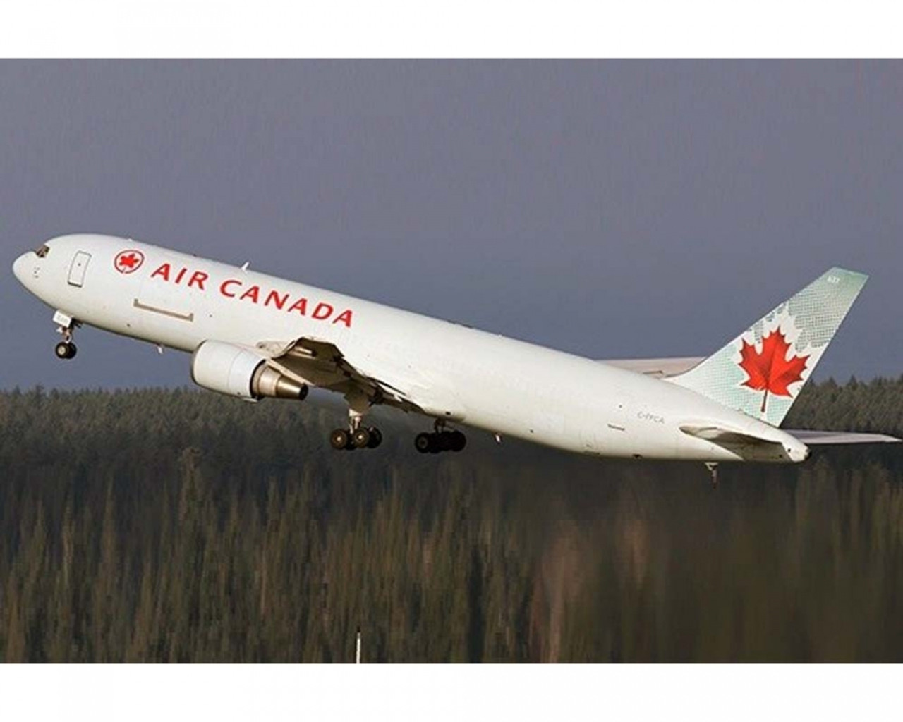 Air Canada Cargo B767-300BCF C-FPCA (Interactive Series) JC2ACA0233C 1:200