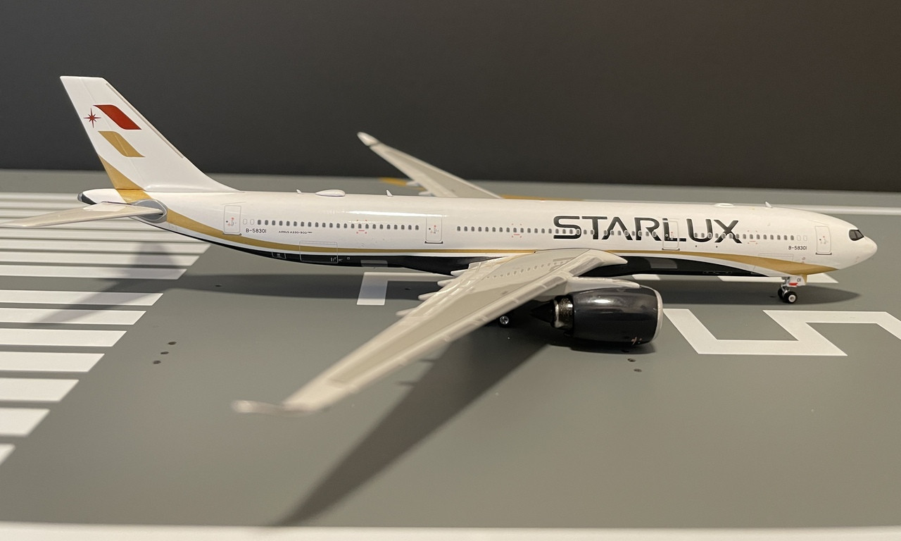 STARLUX航空 1/200 A330-900 JC 1/200 A330-900NEO スターラックス航空 STARLUX