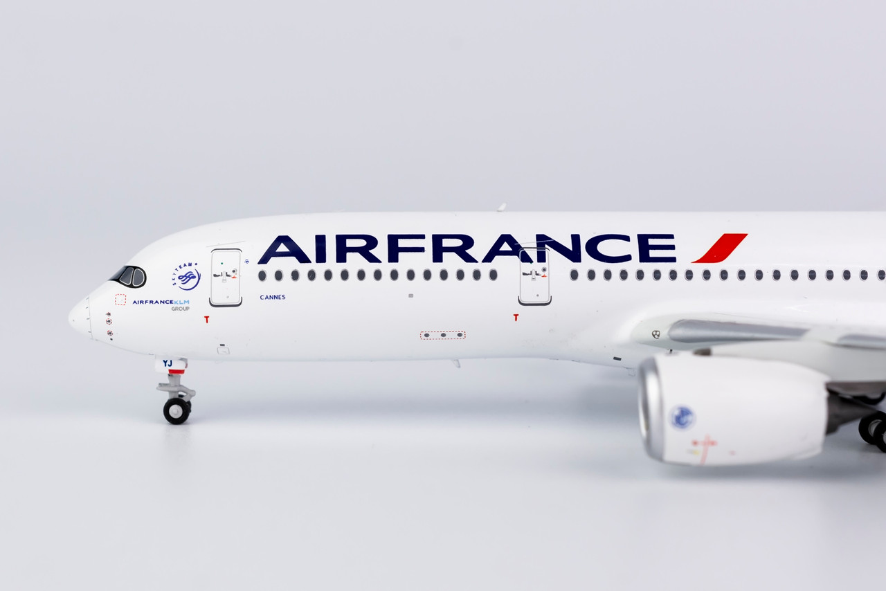 NG Model Air France A350-900 F-HTYJ 39026 1:400