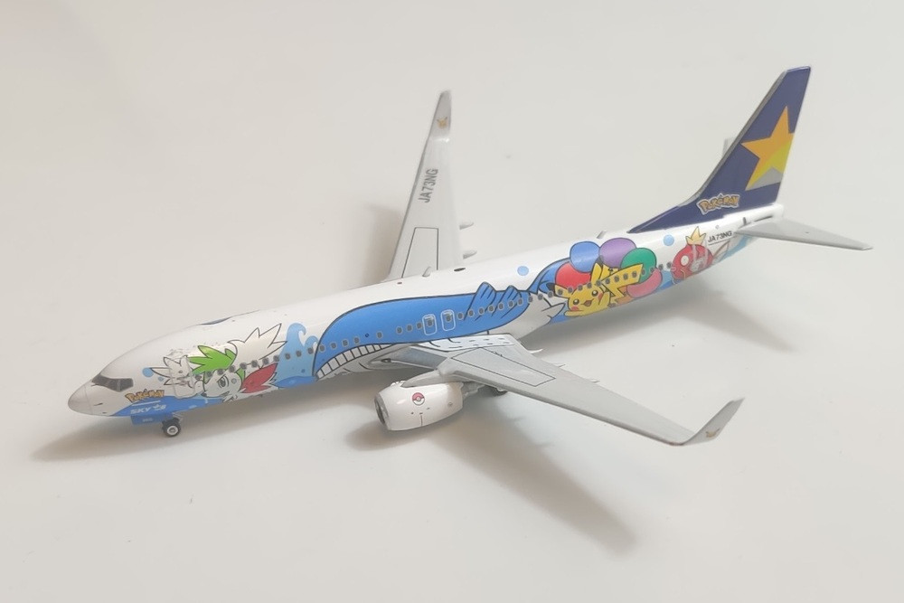 Skymark Airlines Boeing 737-800 JA73NG Pokemon Livery PH4SKY2295 1:400