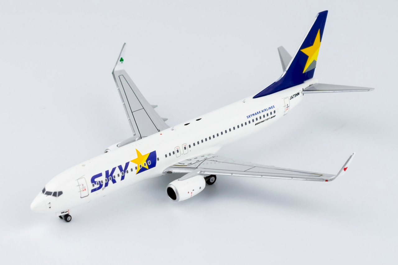 Skymark Airlines 737-800/w JA73NM 58141 1:400