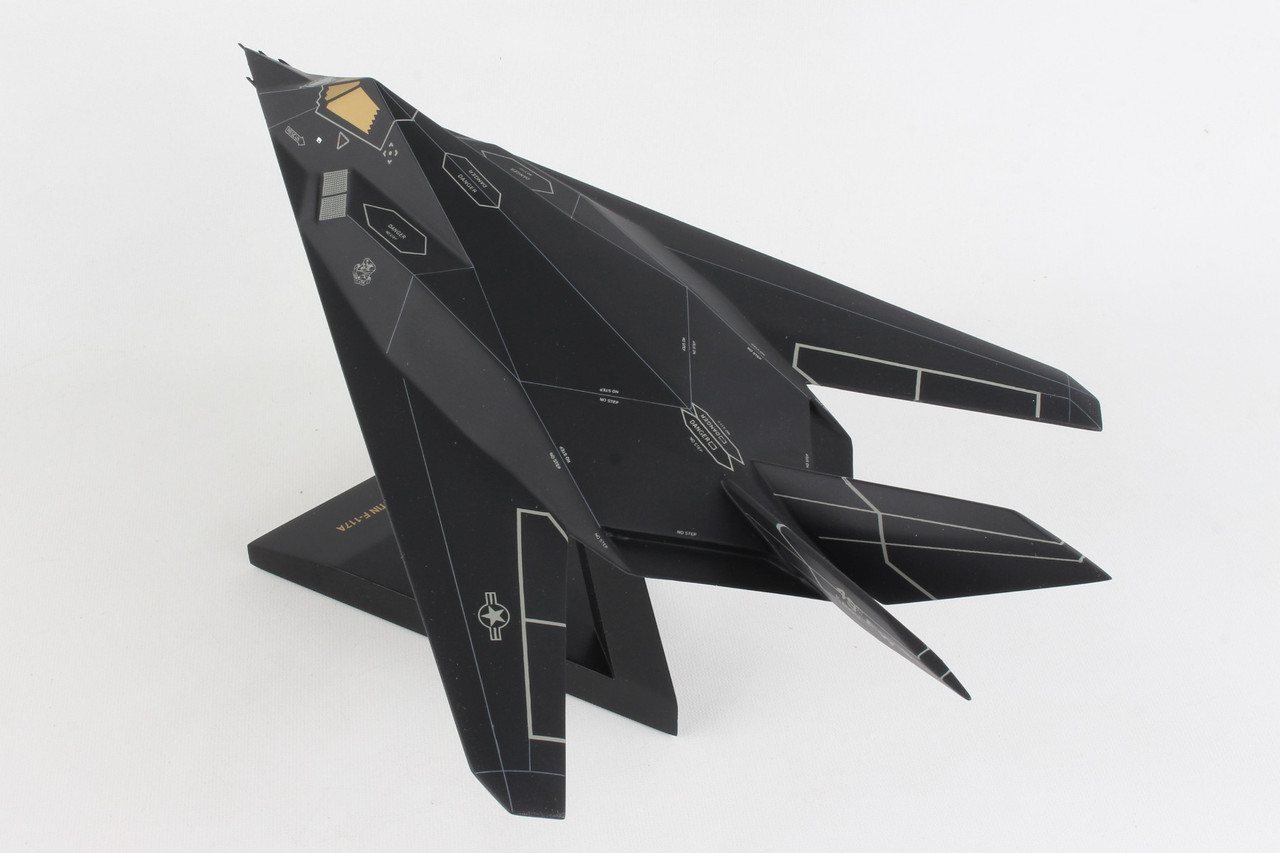 プラモデル完成機　1/48　STEALTH FIGHTER F-117A Nighthawk Stealth Fighter 1:48 Model – B5548 | Diecast