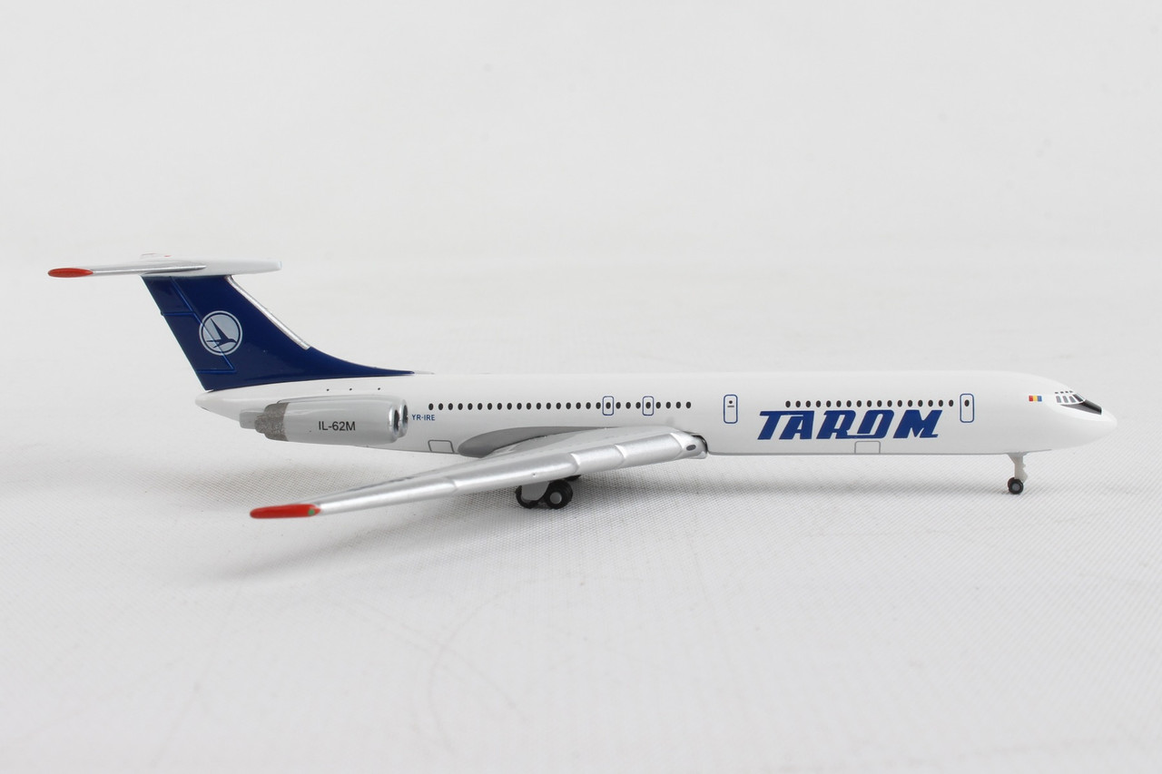 HERPA TAROM IL62M 1/500 (**) - Airline Museum