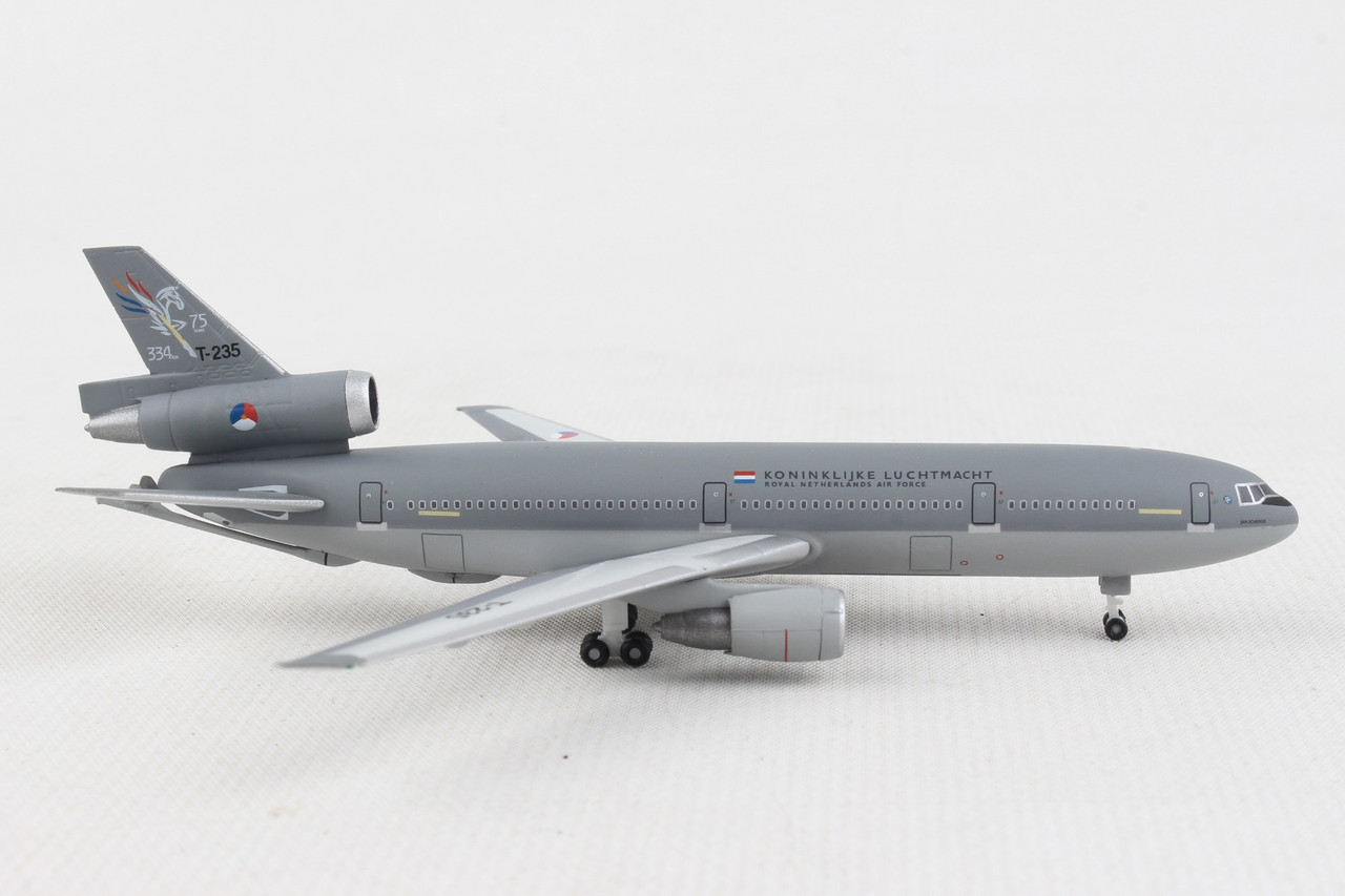 T-235 Royal Netherlands Air Force McDonnell Douglas KDC-10-30CF Photo by Sebastian Düsenberg