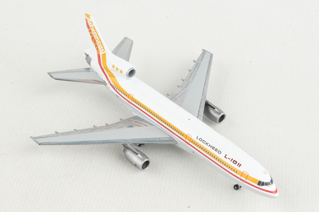 正規品得価レア 運用30周年記念モデル herpa 1/ 400 Antonov An-225 Mriya アントノフ ムリーヤ 現行 金属製 UR-82060 AN225 ウクライナ 民間航空機