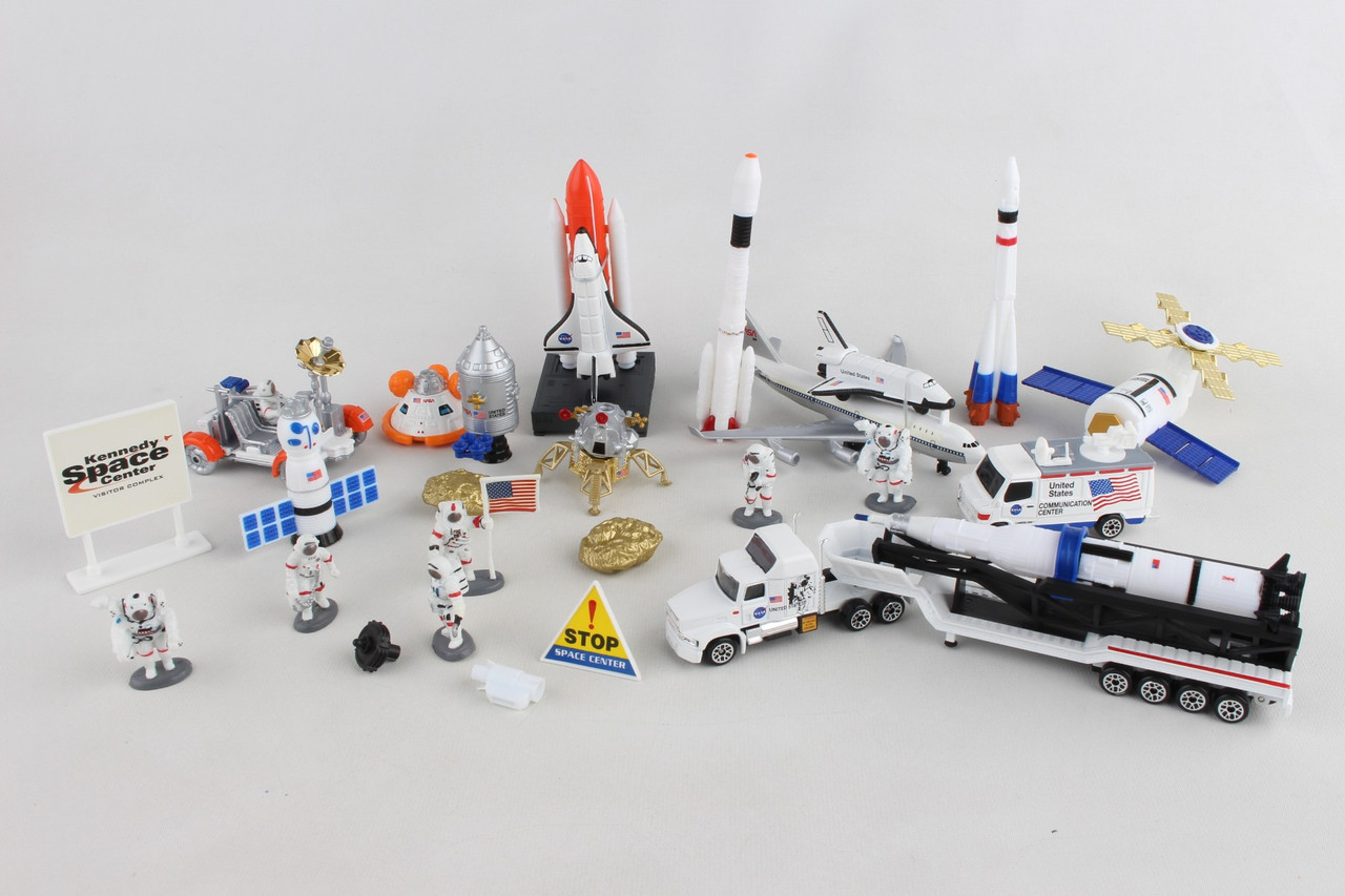 SPACE ADVENTURE SAPCE EXPLORATION 28 PIECE SET - Diecast Airplane