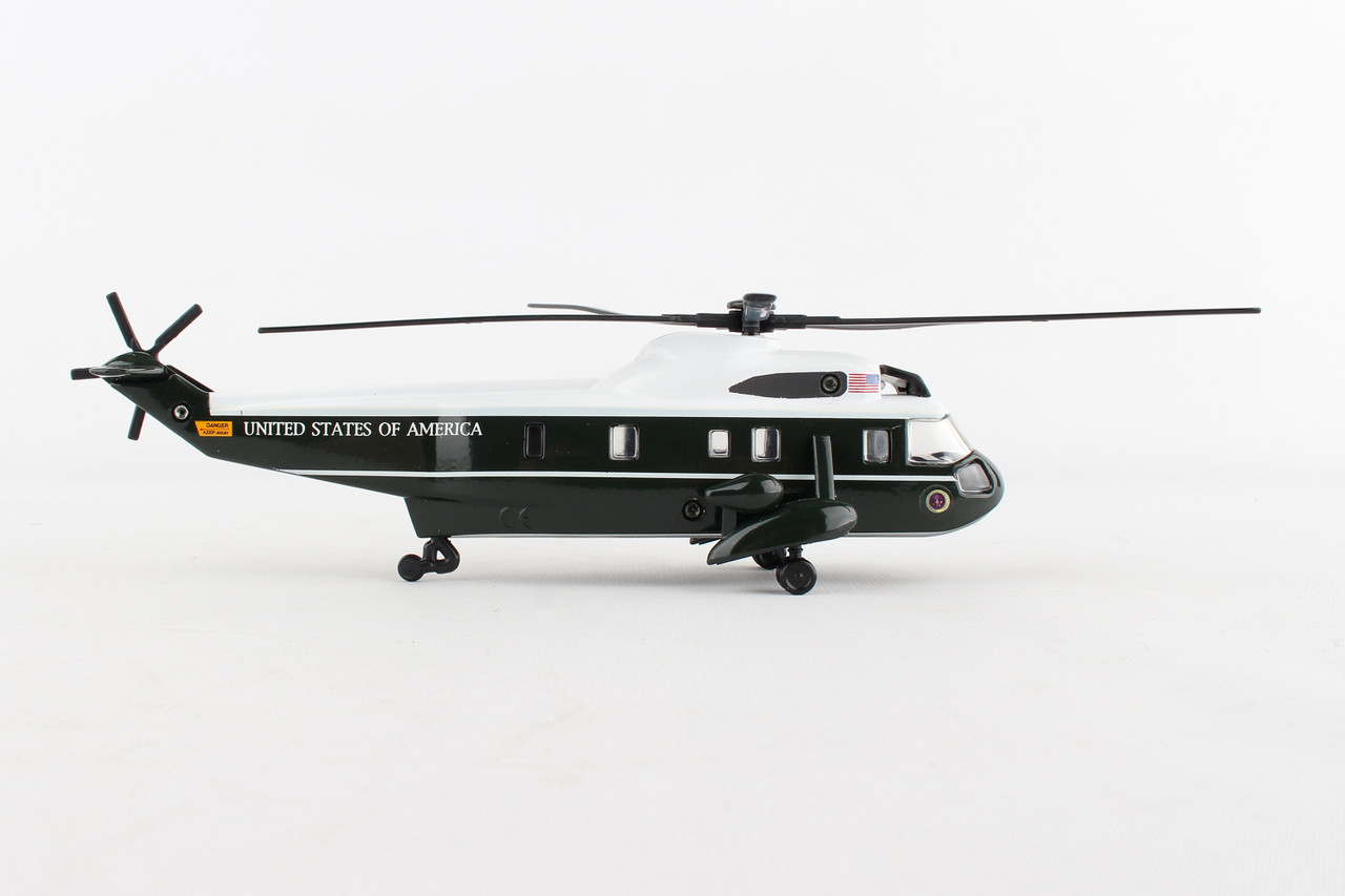 MARINE ONE VH-3D SEA KING 3 PIECE PLAYSET - Diecast Airplane Store