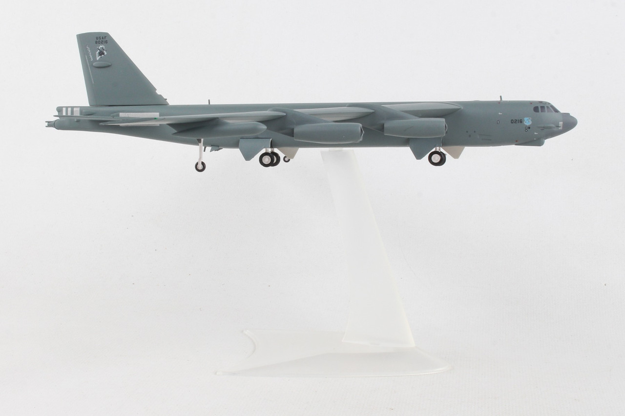 HERPA USAF B-52G 1/200 42ND BW THUNDER STRUCK