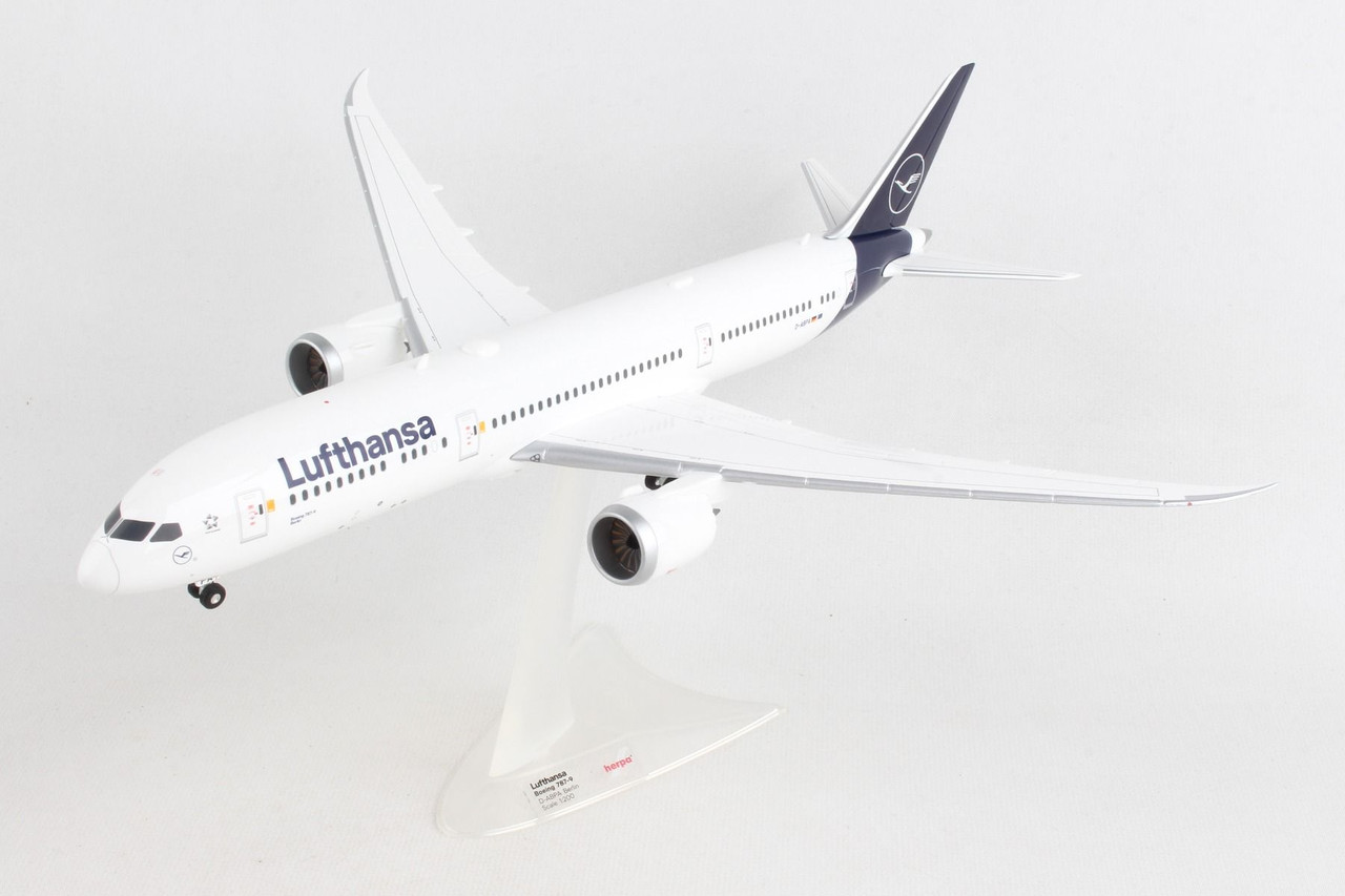 LUFTHANSA 787-9 HE572033 1:200
