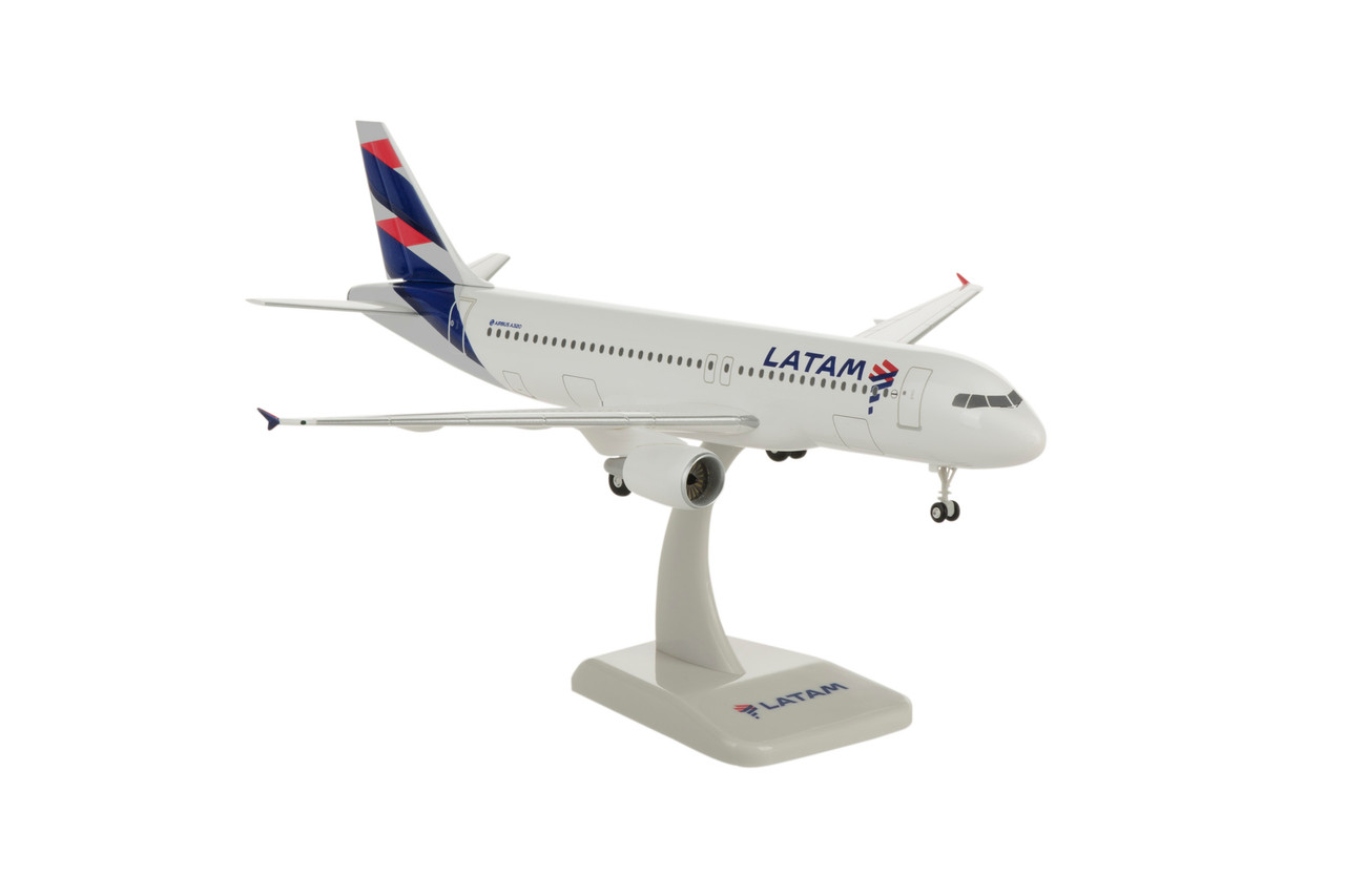 HOGAN LATAM A320 1/200 W/GEAR - Diecast Airplane