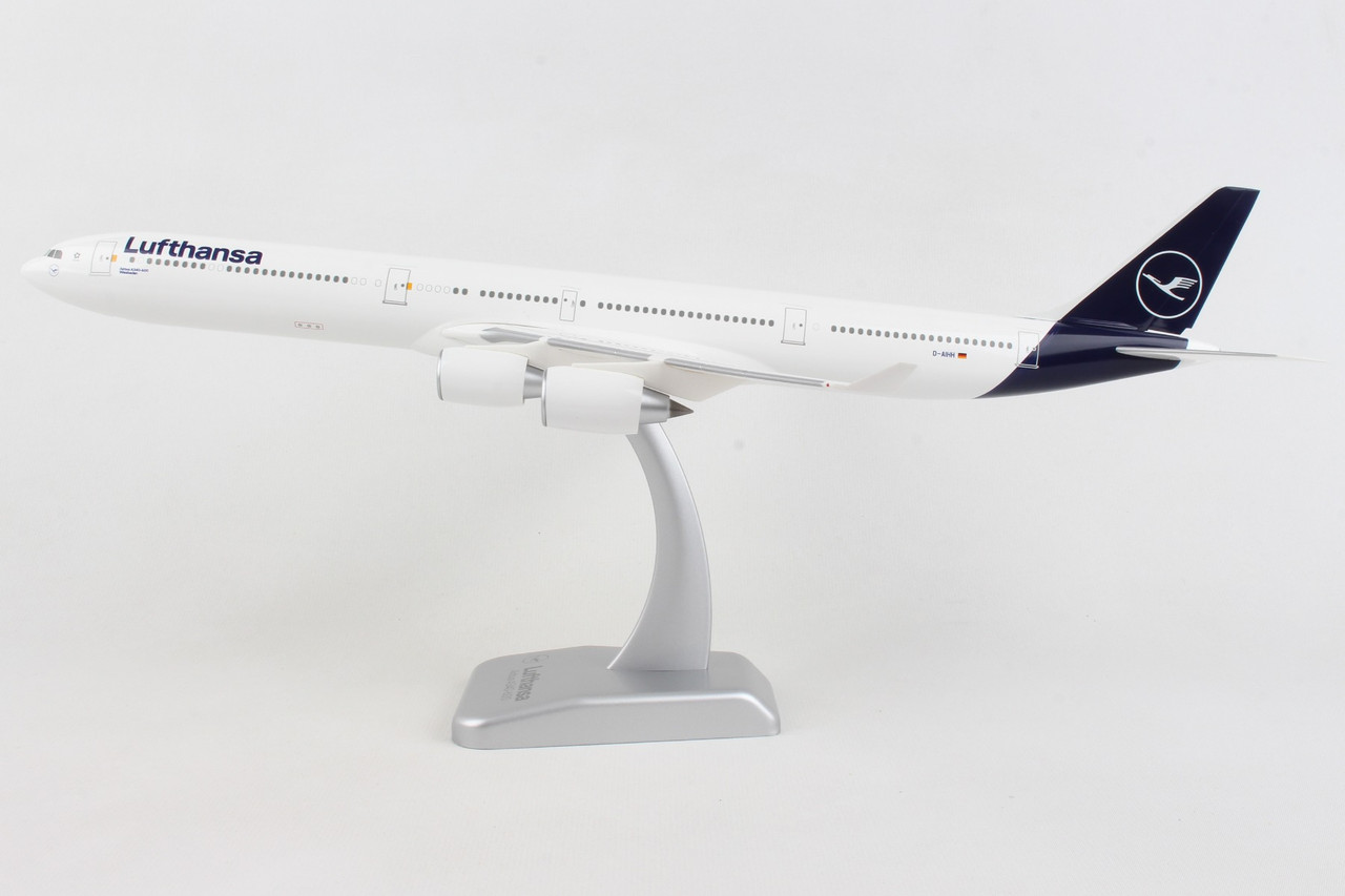 HOGAN LUFTHANSA A340-600 1/200 REG#D-AIHH W/GEAR - Diecast Airplane