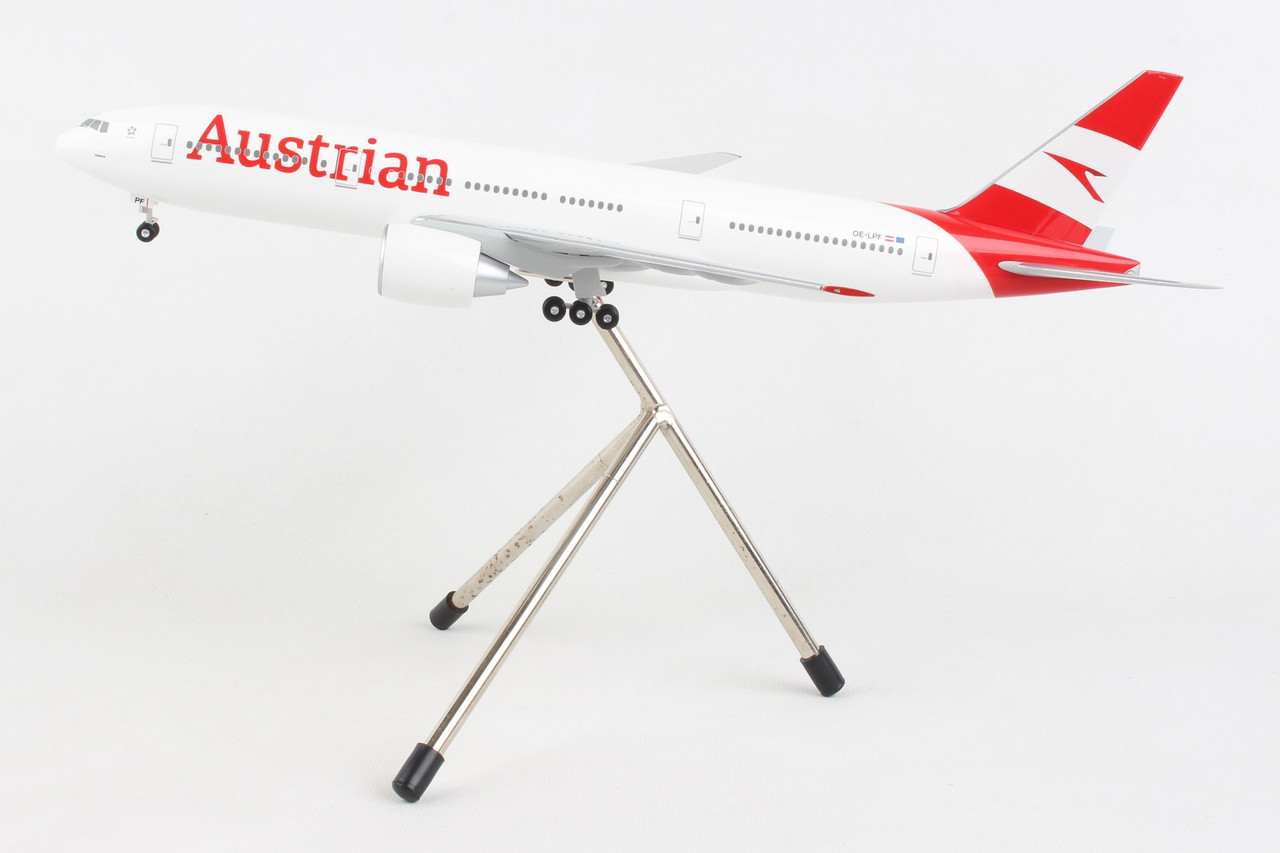 HOGAN AUSTRIAN 777-200 1/200 W/TRIPOD & GEAR - The Airplane Collection