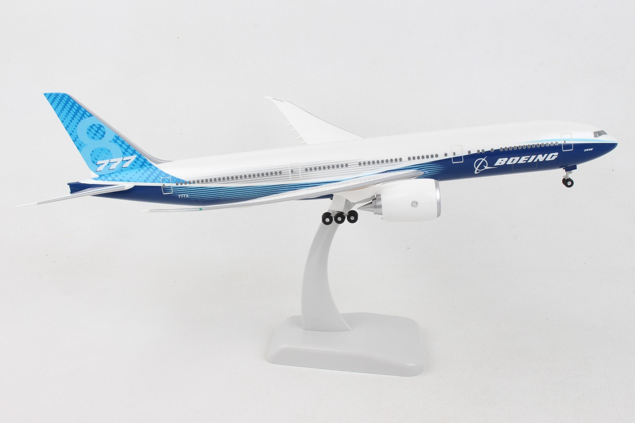 HOGAN BOEING HOUSE 777-8 1/200 W/GEAR