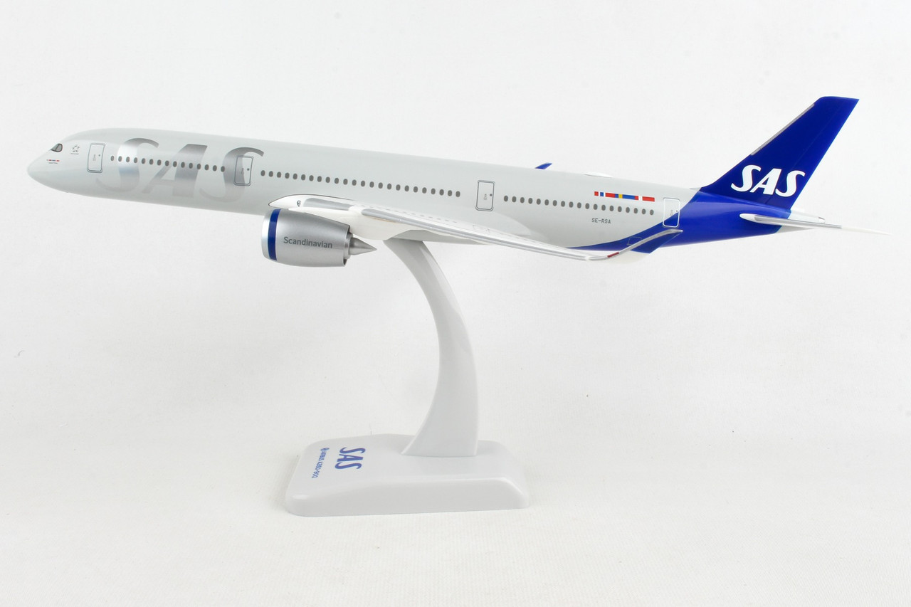 HOGAN SAS A350-900 1/200 W/GEAR REG#SE-RSA - Airline Museum