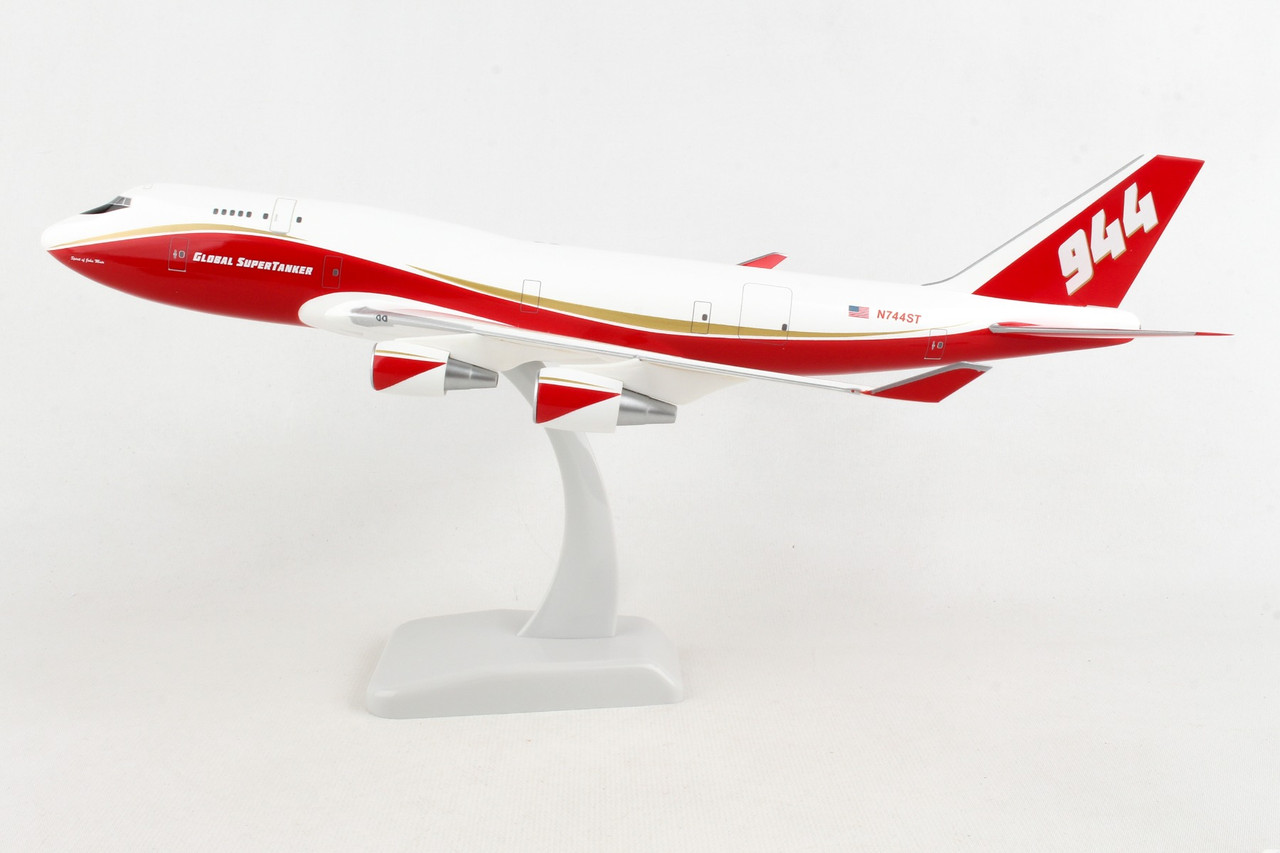 HOGAN BOEING 747-400BCF 1/200 W/GEAR GLOBAL ST N744ST