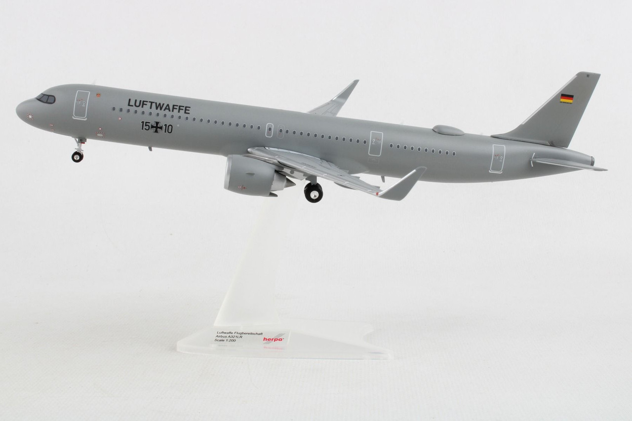 直営店JC Wings 1:200 1/200 Luftwaffe A350XWB ACJ 10+03 FLAPS DOWN Model 軍用機