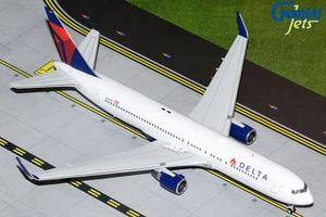 Gemini200 Delta Air Lines B767-300ER N1201P G2DAL1117 1:200
