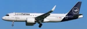Phoenix Models LUFTHANSA AIRBUS INDUSTRIES A320-200 D-AINY PH404502 1:400