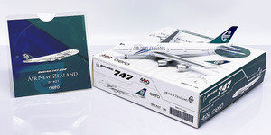 BigBird400 Air New Zealand Boeing 747-200B Reg: ZK-NZY With Antenna and Dedicated Sticker BB4-742-001 1:400 BigBird400 Air New Zealand Boeing 747-200B Reg: ZK-NZY With Antenna and Dedicated Sticker BB4-742-001 1:400