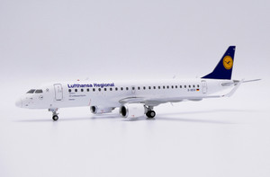 JC Wings Lufthansa Regional Embraer ERJ-190LR Reg: D-AECA With Stand XX20355 1:200 JC Wings Lufthansa Regional Embraer ERJ-190LR Reg: D-AECA With Stand XX20355 1:200