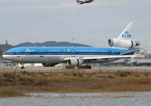 Phoenix Models KLM MD-11 PH-KCH 11903 1:400