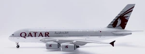 JC Wings Qatar Airways Airbus A380 Reg: A7-APG With Stand XX20200 1:200