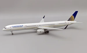 Inflight200 Continental Airlines Boeing 757-324 N57857 with stand EXTREMELY LIMITED IF753CO1023 1:200