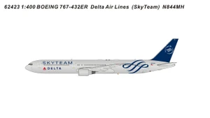 Panda Models Delta Air Lines B767-432ER N844MH 62423 1:400