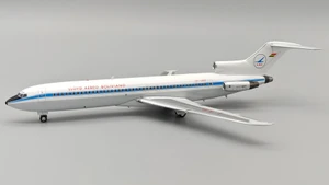 El Aviador by InFlight200 Lloyd Aereo Boliviano Boeing 727-200 CP-1366 with stand EAV1366 Scale 1:200